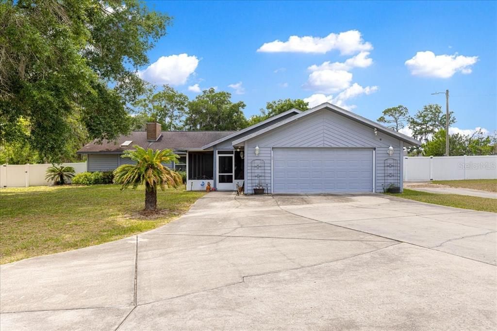 For Sale: $825,000 (5 beds, 3 baths, 3060 Square Feet)
