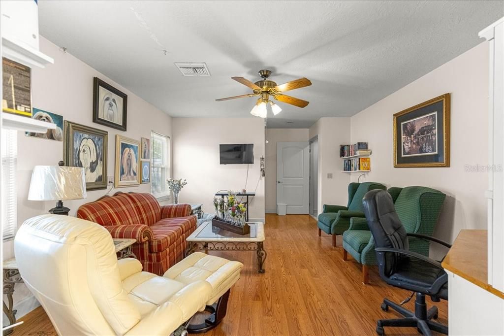 For Sale: $825,000 (5 beds, 3 baths, 3060 Square Feet)