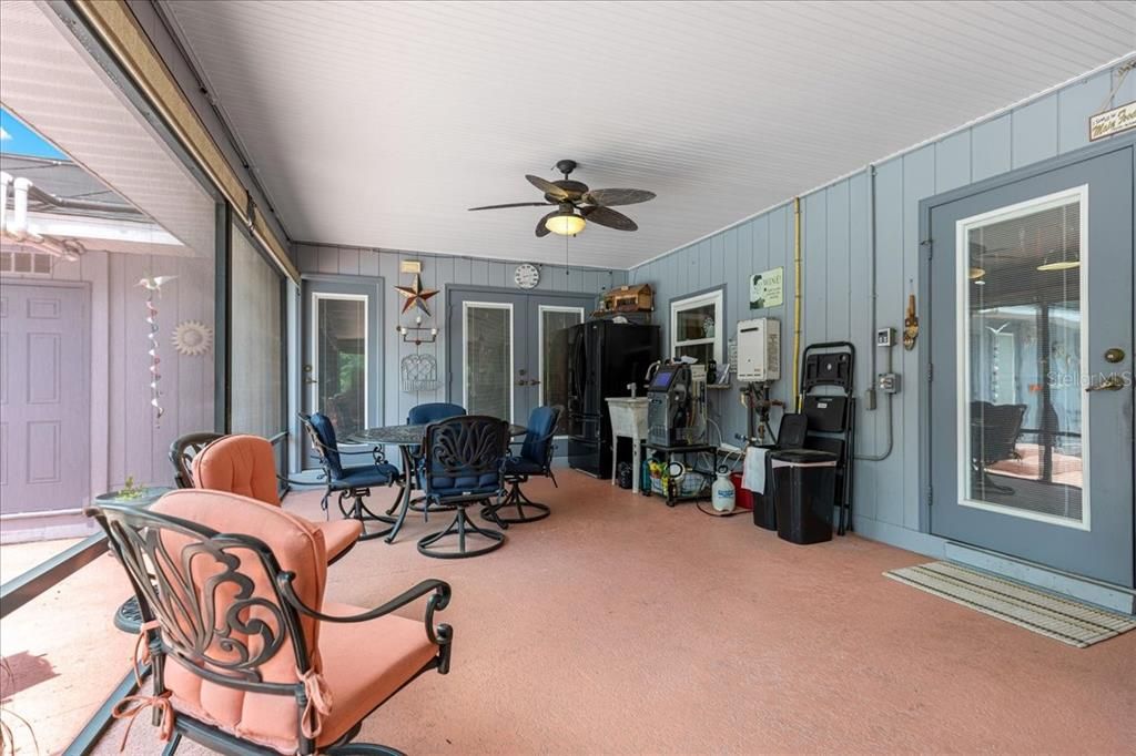 For Sale: $825,000 (5 beds, 3 baths, 3060 Square Feet)
