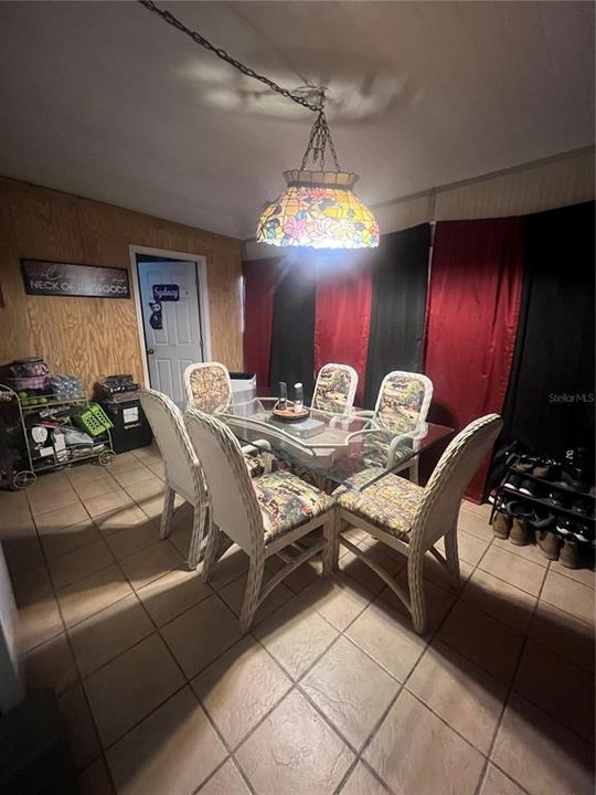 For Sale: $115,000 (3 beds, 2 baths, 756 Square Feet)
