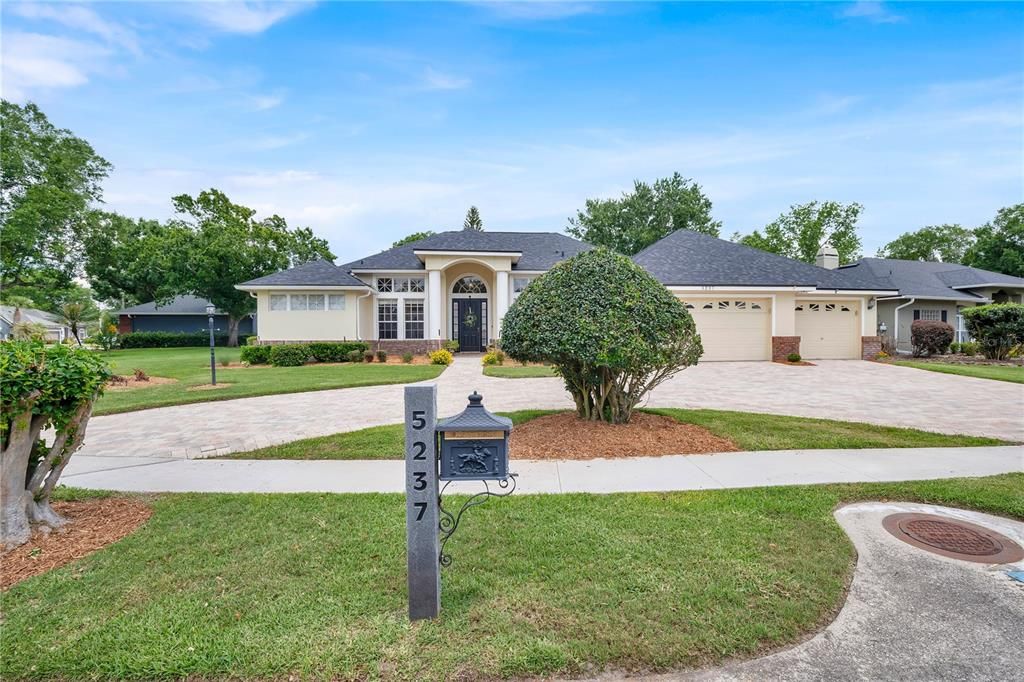 For Sale: $703,000 (4 beds, 3 baths, 2475 Square Feet)