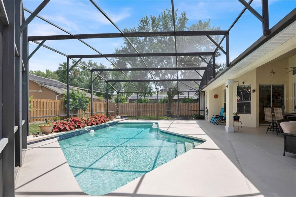 For Sale: $703,000 (4 beds, 3 baths, 2475 Square Feet)