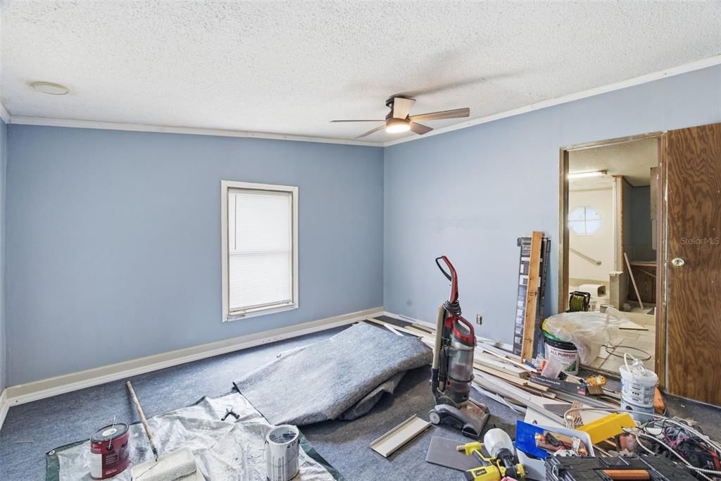 For Sale: $420,000 (5 beds, 3 baths, 2928 Square Feet)