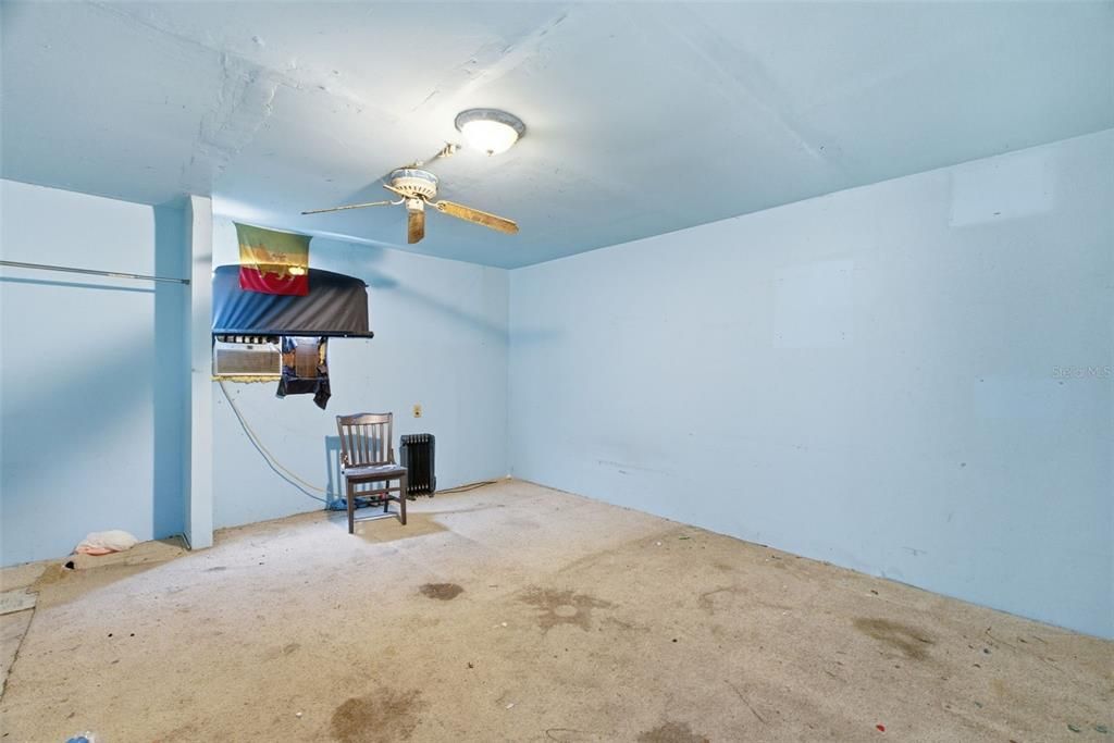 For Sale: $420,000 (5 beds, 3 baths, 2928 Square Feet)