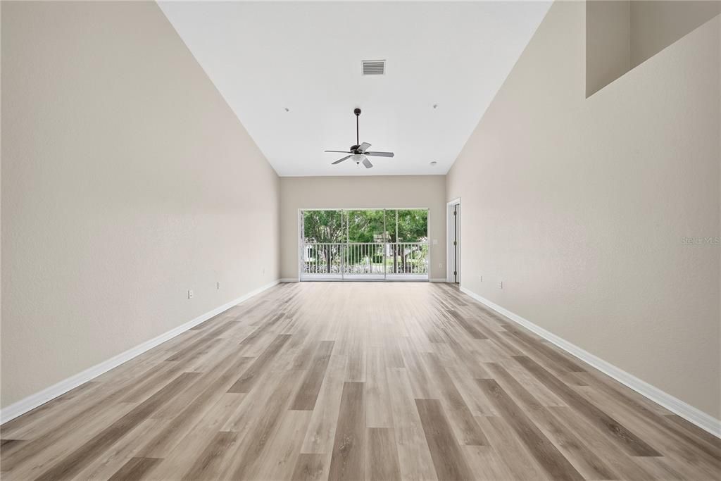 En Venta: $269,500 (2 camas, 2 baños, 1409 Pies cuadrados)