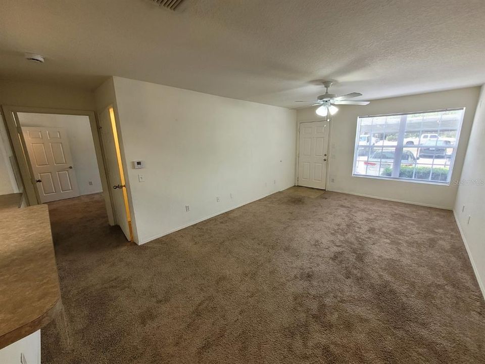 For Rent: $1,500 (2 beds, 2 baths, 987 Square Feet)