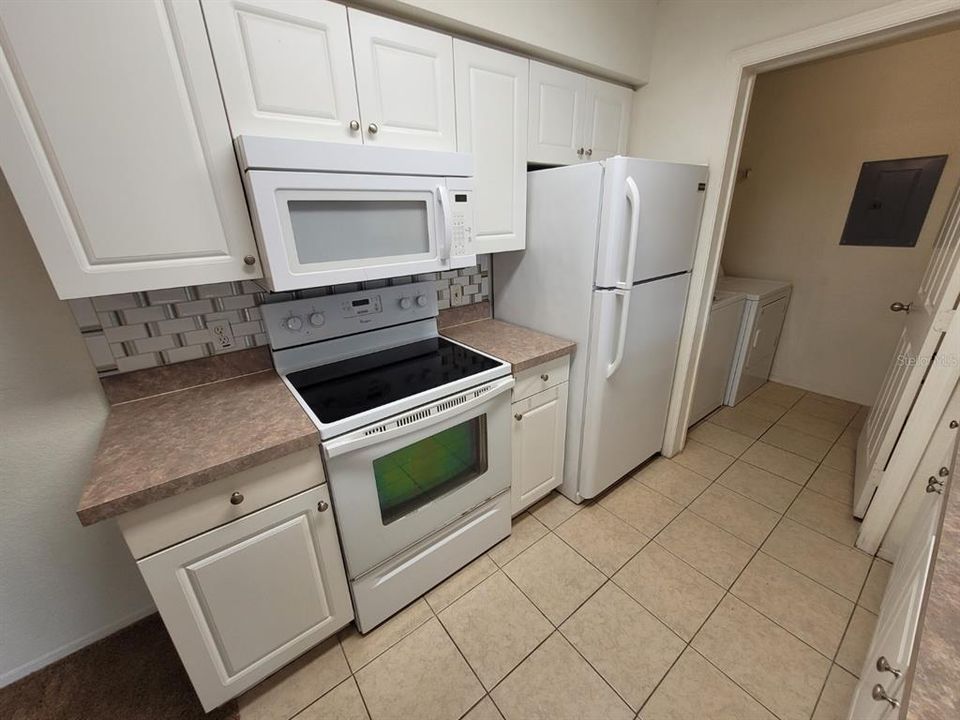 For Rent: $1,500 (2 beds, 2 baths, 987 Square Feet)