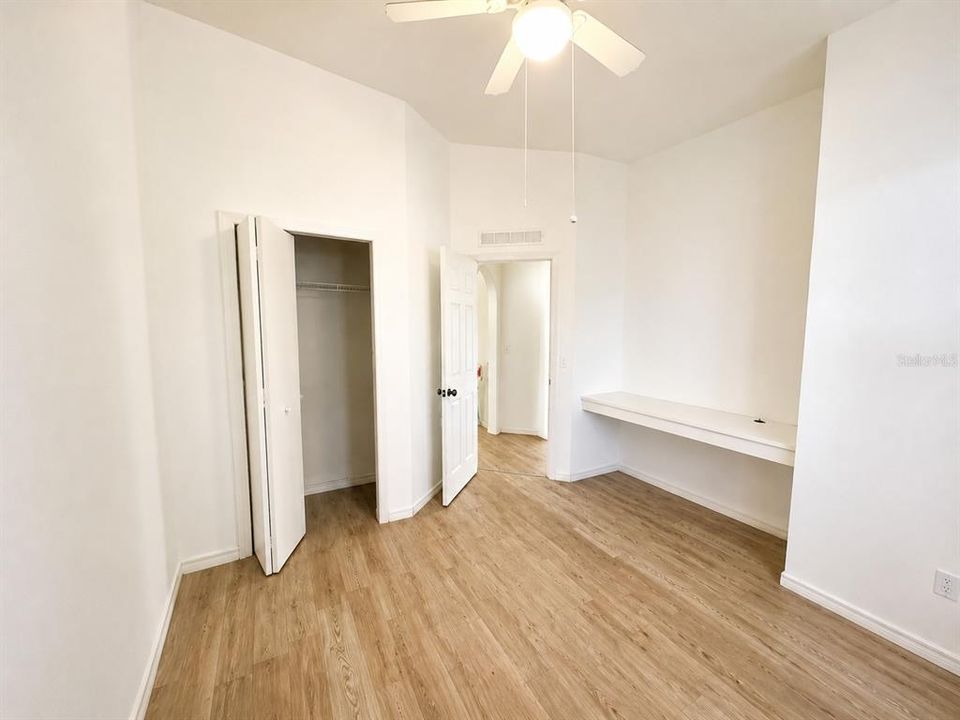 En Venta: $364,900 (4 camas, 2 baños, 1874 Pies cuadrados)