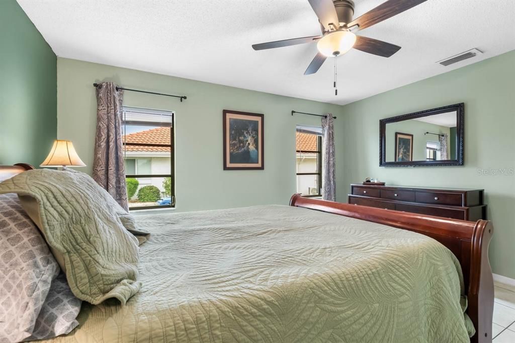 En Venta: $324,900 (2 camas, 2 baños, 1750 Pies cuadrados)