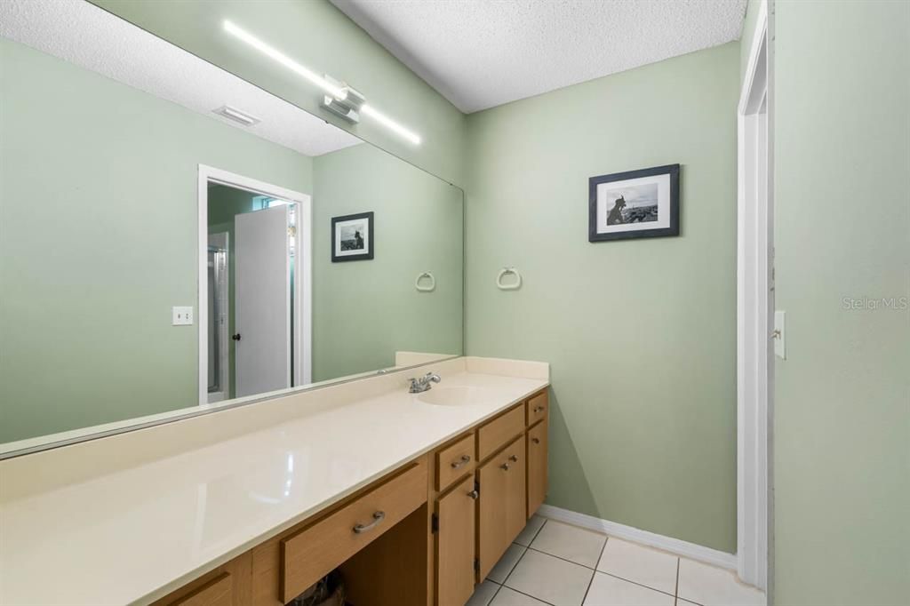 En Venta: $324,900 (2 camas, 2 baños, 1750 Pies cuadrados)
