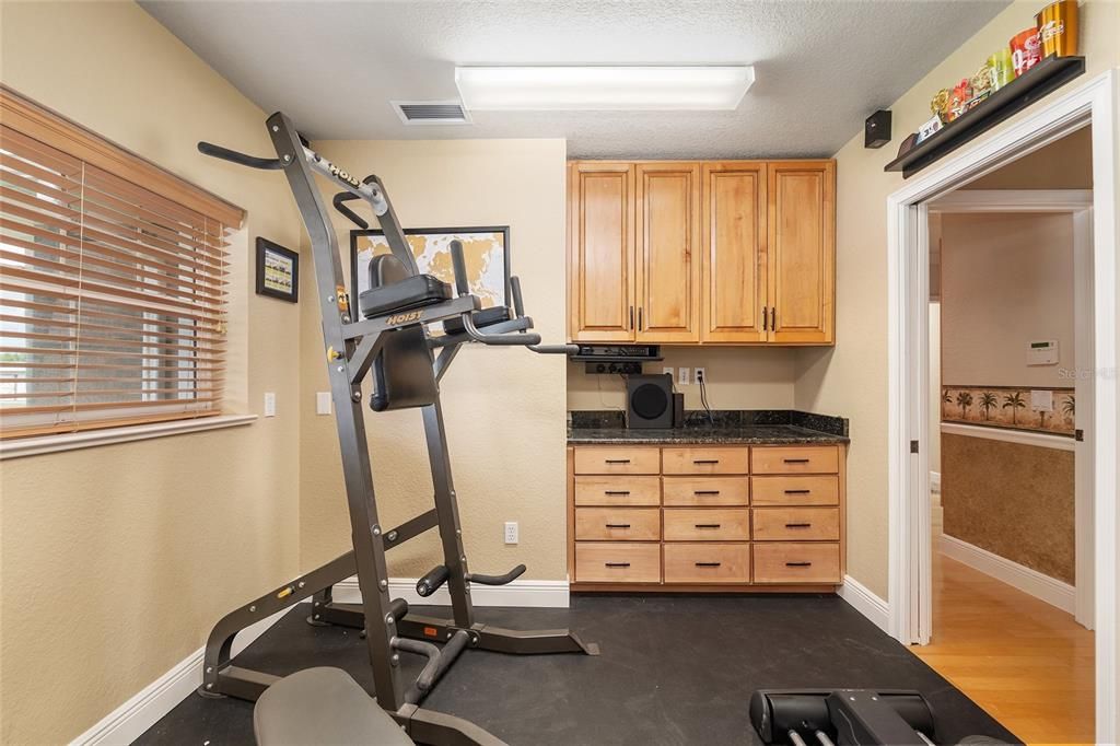 For Sale: $849,900 (4 beds, 2 baths, 2881 Square Feet)