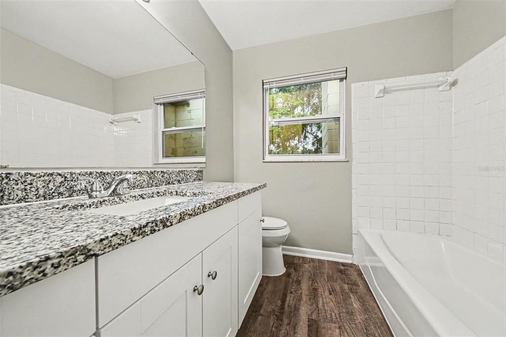 For Sale: $214,900 (3 beds, 1 baths, 1454 Square Feet)