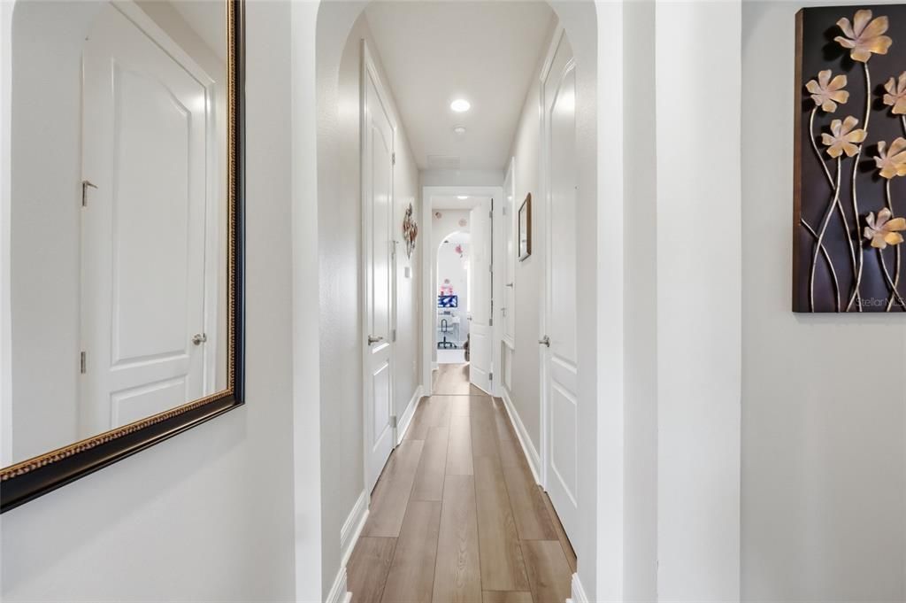 En Venta: $925,000 (5 camas, 4 baños, 4136 Pies cuadrados)