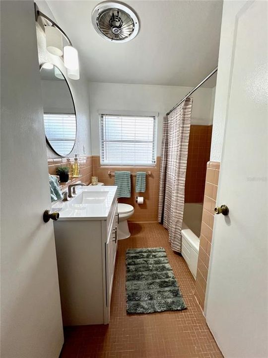 En Venta: $350,000 (3 camas, 2 baños, 1431 Pies cuadrados)