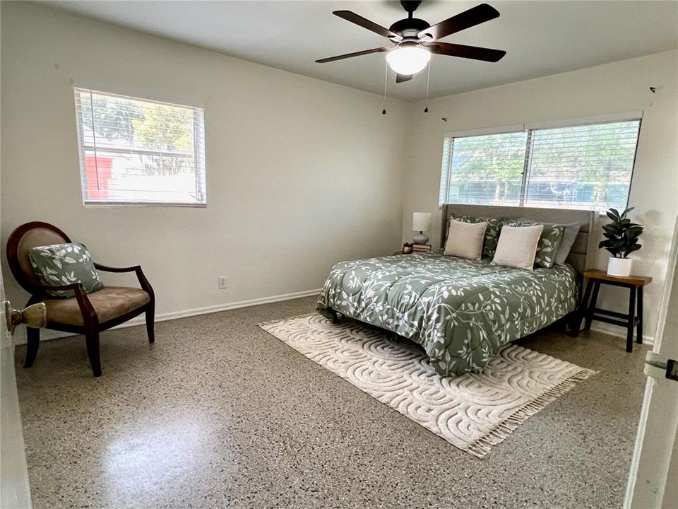 En Venta: $350,000 (3 camas, 2 baños, 1431 Pies cuadrados)