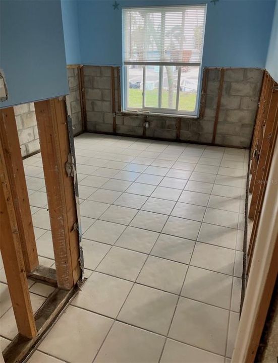 На продажу: $635,000 (3 спален, 2 ванн, 1242 Квадратных фут)