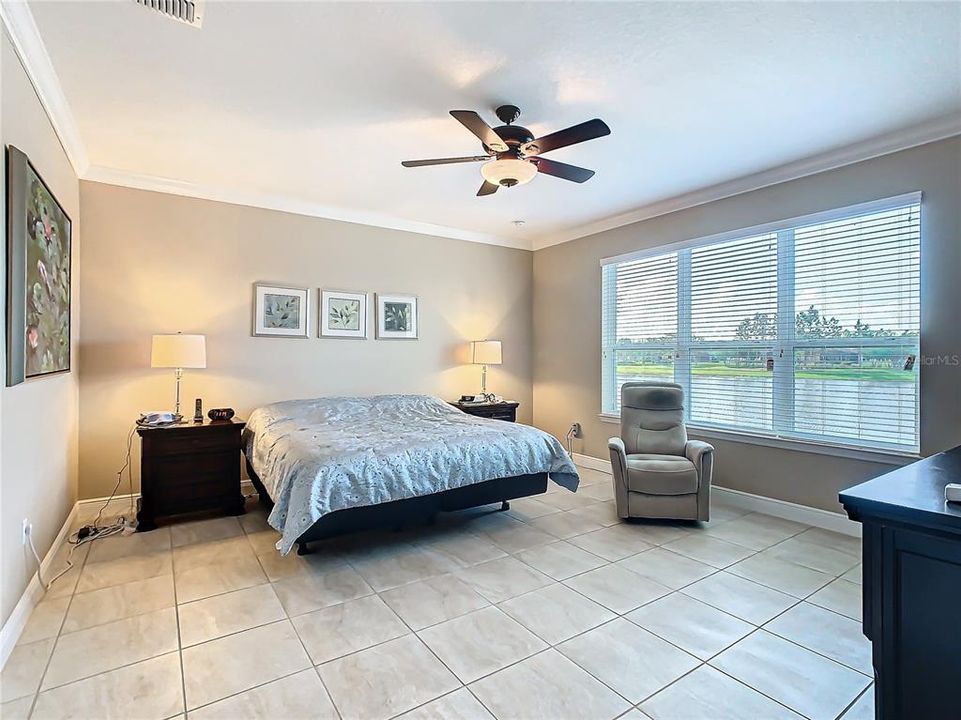 Active With Contract: $440,500 (4 beds, 3 baths, 2326 Square Feet)