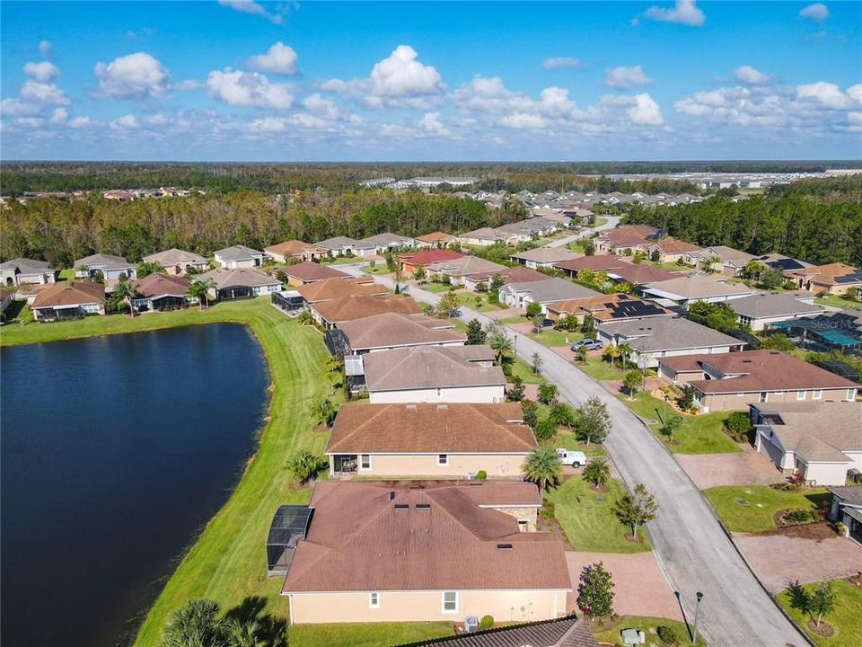 Active With Contract: $440,500 (4 beds, 3 baths, 2326 Square Feet)