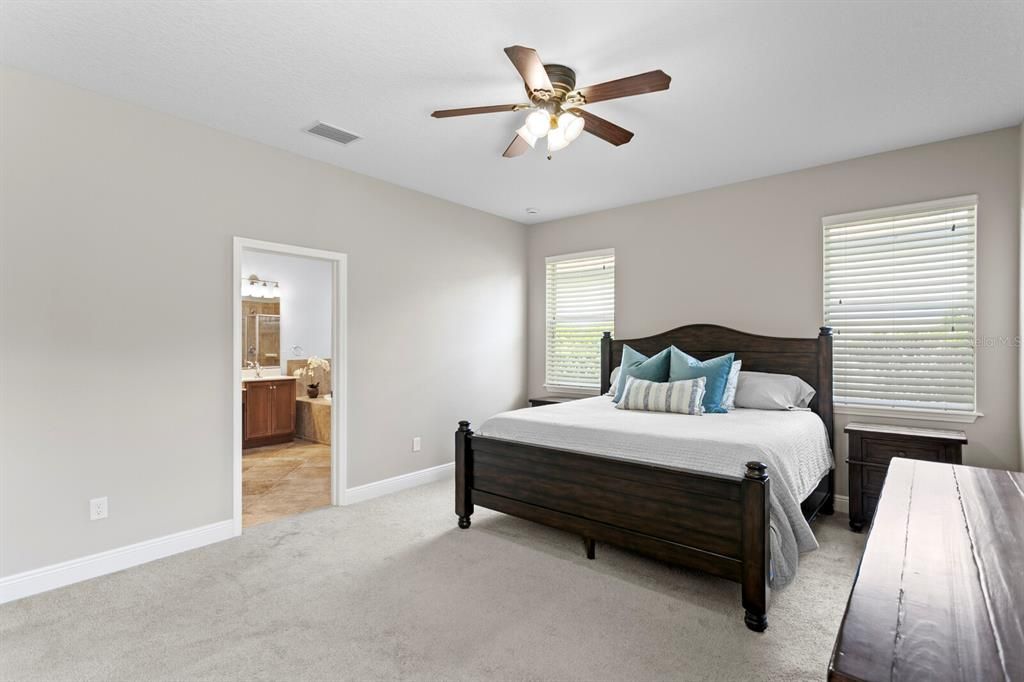 For Sale: $750,000 (4 beds, 3 baths, 3243 Square Feet)