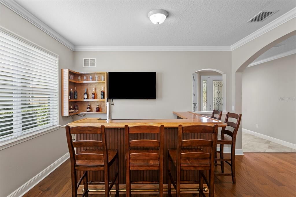 For Sale: $750,000 (4 beds, 3 baths, 3243 Square Feet)