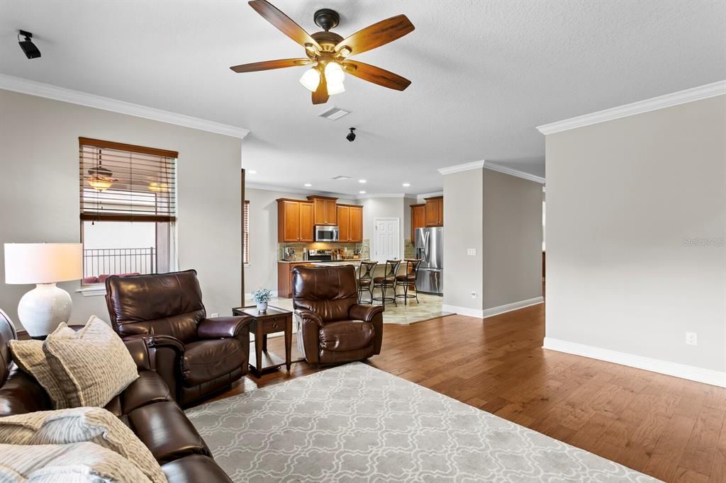 For Sale: $750,000 (4 beds, 3 baths, 3243 Square Feet)