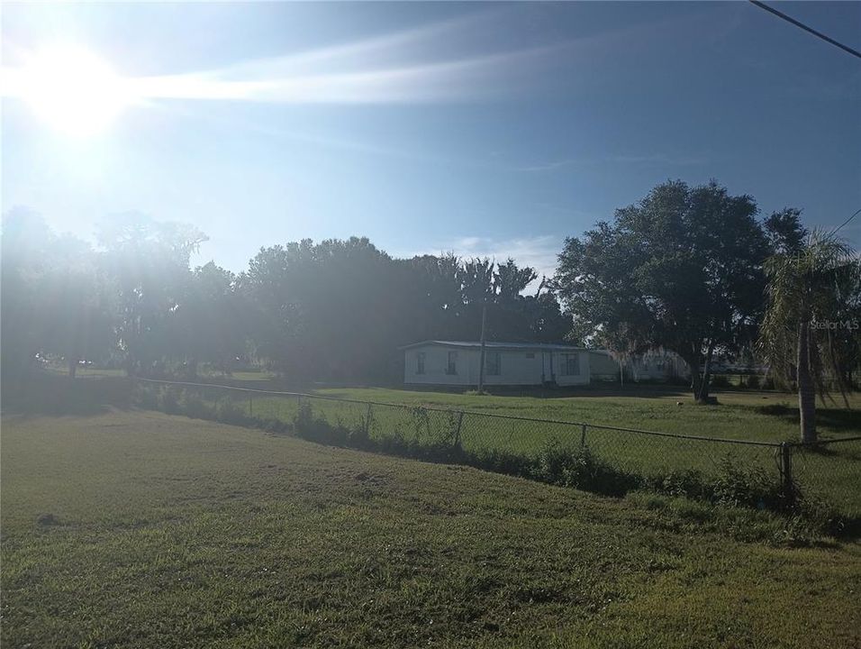 For Sale: $140,000 (2 beds, 2 baths, 864 Square Feet)
