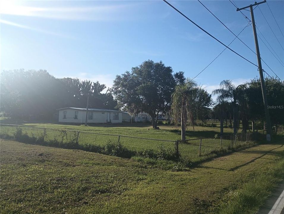 For Sale: $140,000 (2 beds, 2 baths, 864 Square Feet)