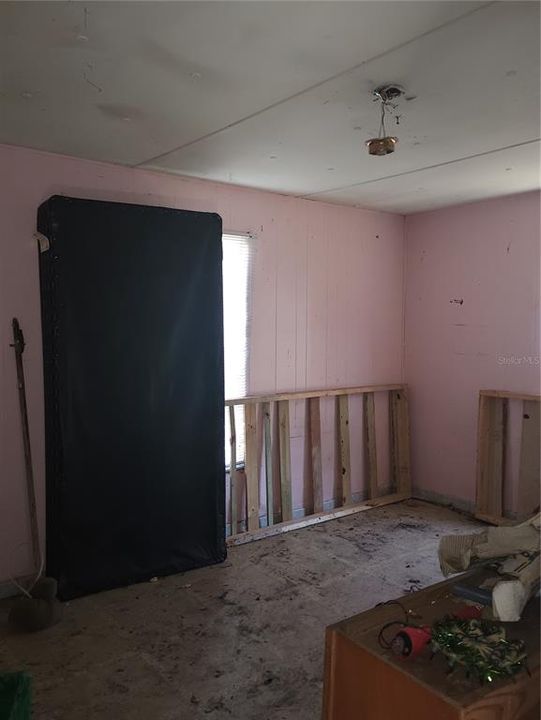 For Sale: $140,000 (2 beds, 2 baths, 864 Square Feet)