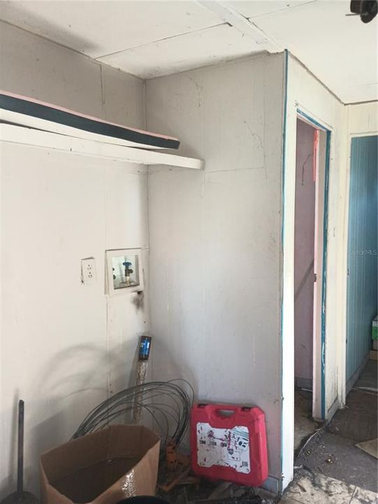 For Sale: $140,000 (2 beds, 2 baths, 864 Square Feet)