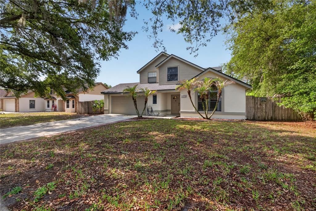 Activo con contrato: $414,900 (3 camas, 2 baños, 1630 Pies cuadrados)