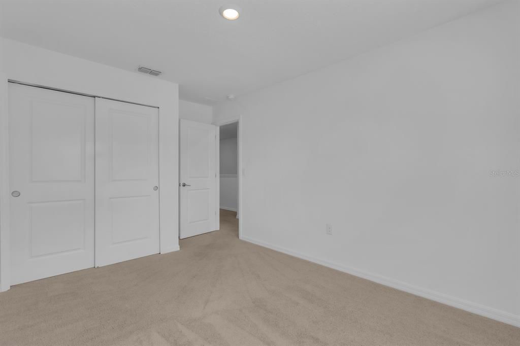 For Rent: $2,050 (3 beds, 2 baths, 1574 Square Feet)