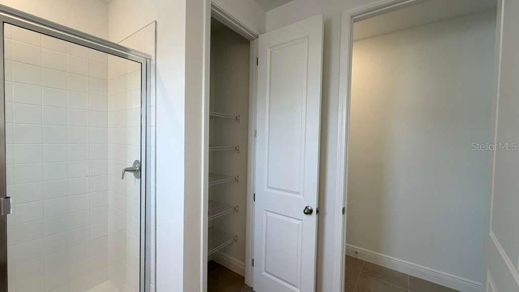 For Rent: $1,800 (1 beds, 1 baths, 680 Square Feet)