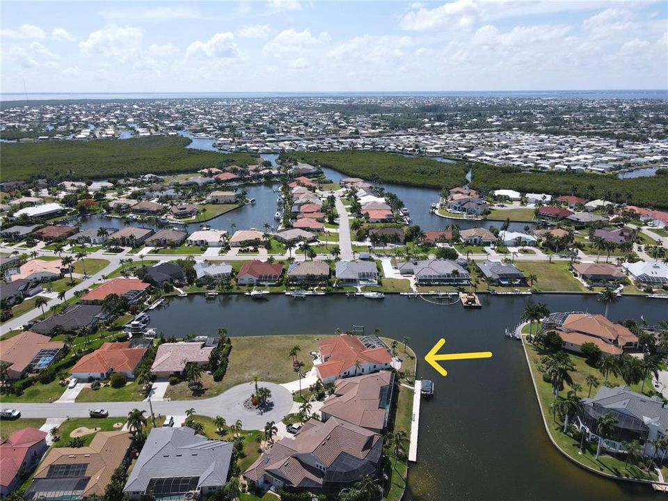 For Sale: $795,000 (4 beds, 3 baths, 2904 Square Feet)