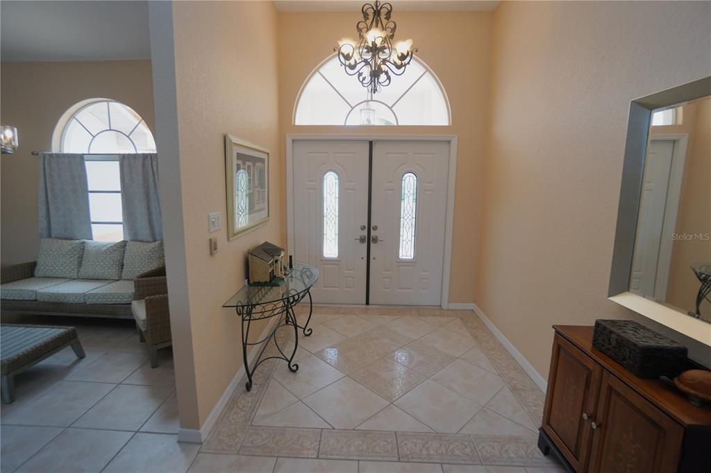 For Sale: $795,000 (4 beds, 3 baths, 2904 Square Feet)