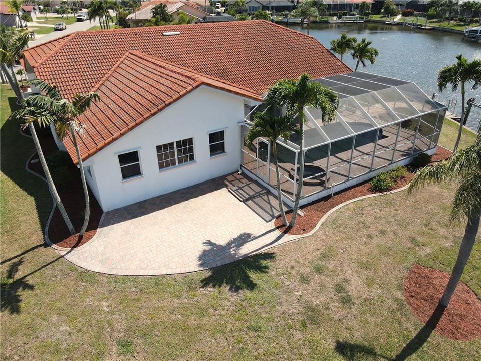 For Sale: $795,000 (4 beds, 3 baths, 2904 Square Feet)