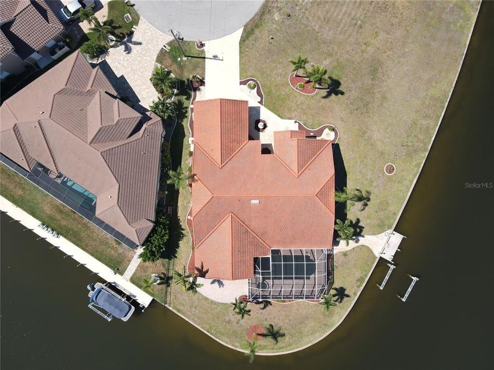 For Sale: $795,000 (4 beds, 3 baths, 2904 Square Feet)