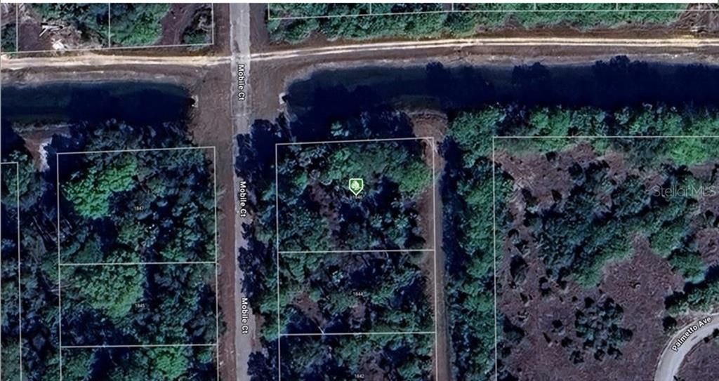 最近售出: $16,000 (0.38 acres)