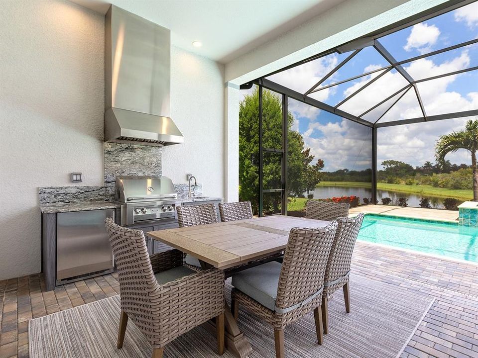 Activo con contrato: $1,975,000 (4 camas, 3 baños, 3033 Pies cuadrados)