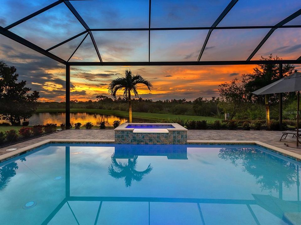 Activo con contrato: $1,975,000 (4 camas, 3 baños, 3033 Pies cuadrados)