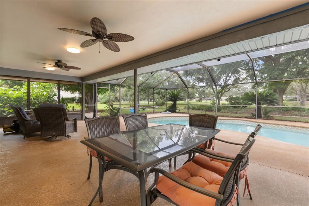 For Sale: $369,000 (3 beds, 2 baths, 2253 Square Feet)