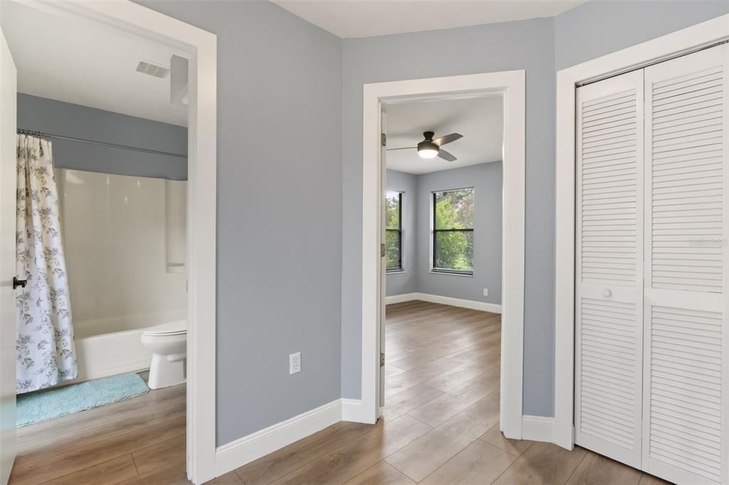 For Sale: $369,000 (3 beds, 2 baths, 2253 Square Feet)