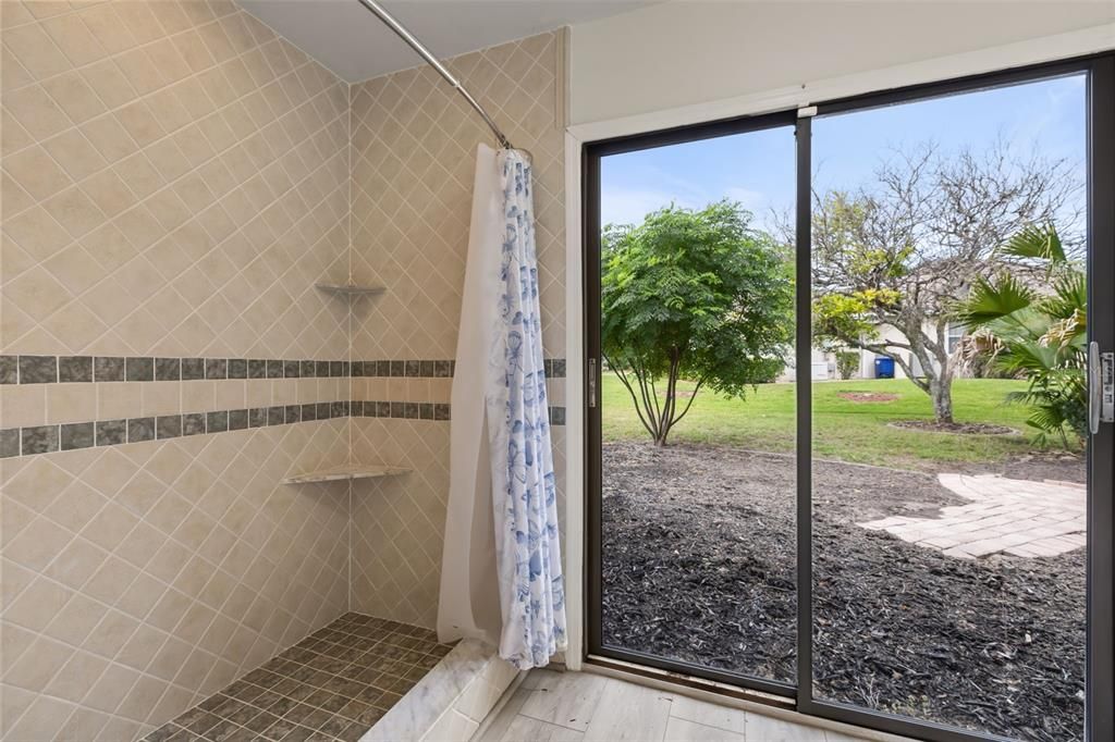 For Sale: $369,000 (3 beds, 2 baths, 2253 Square Feet)