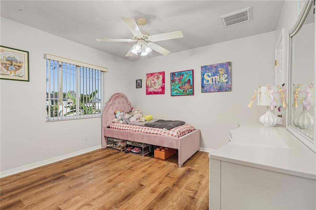 For Rent: $2,600 (3 beds, 2 baths, 1631 Square Feet)