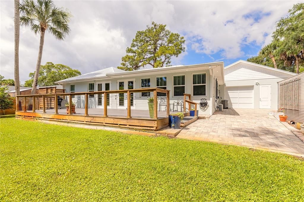 For Sale: $775,000 (2 beds, 2 baths, 1725 Square Feet)