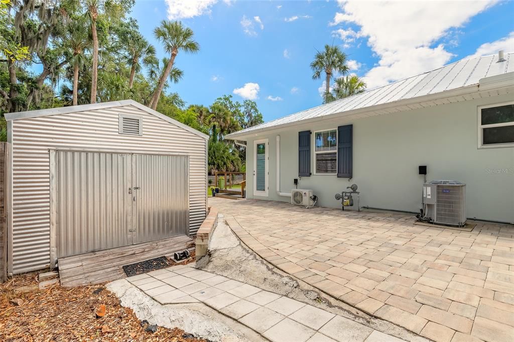 For Sale: $775,000 (2 beds, 2 baths, 1725 Square Feet)