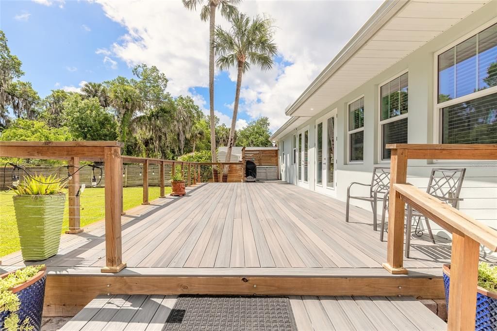 For Sale: $775,000 (2 beds, 2 baths, 1725 Square Feet)