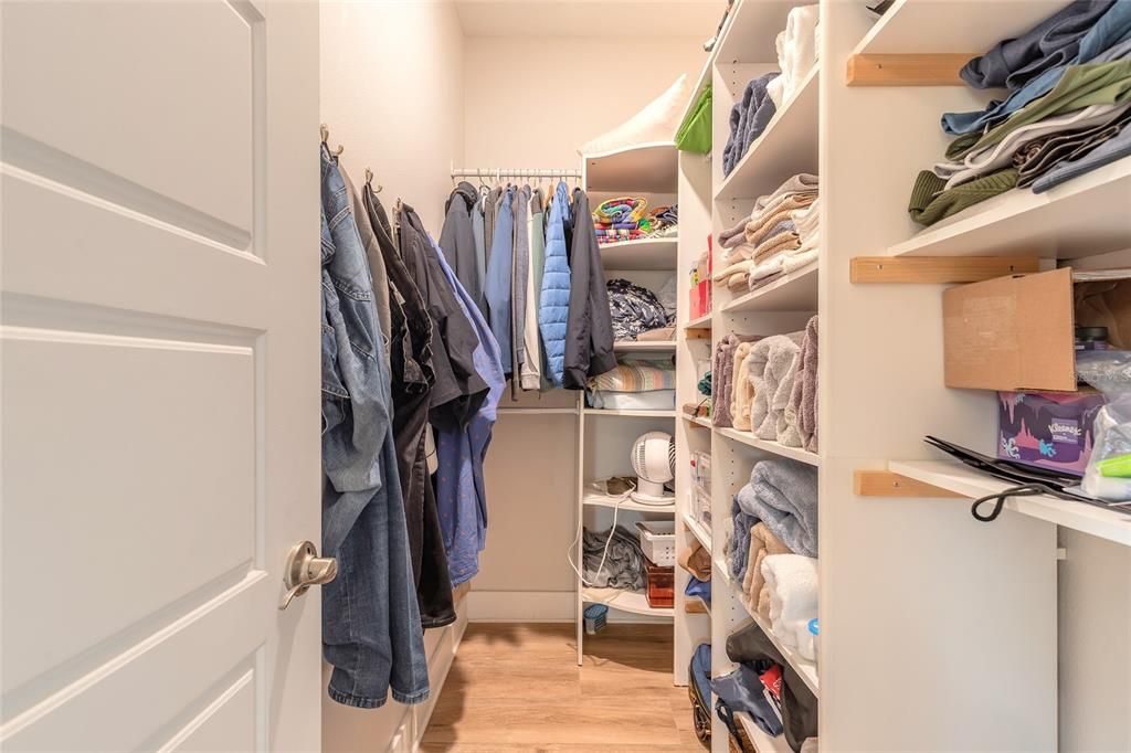 For Sale: $775,000 (2 beds, 2 baths, 1725 Square Feet)
