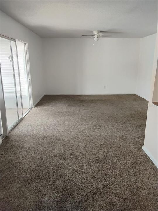 For Sale: $135,000 (2 beds, 1 baths, 1031 Square Feet)