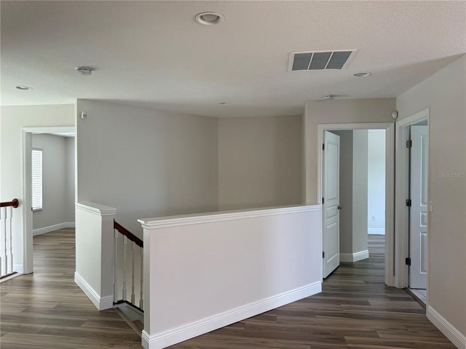 Active With Contract: $585,000 (5 beds, 4 baths, 3424 Square Feet)