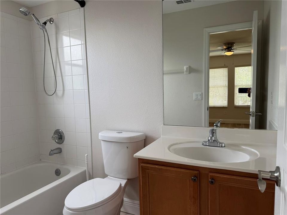 Active With Contract: $585,000 (5 beds, 4 baths, 3424 Square Feet)